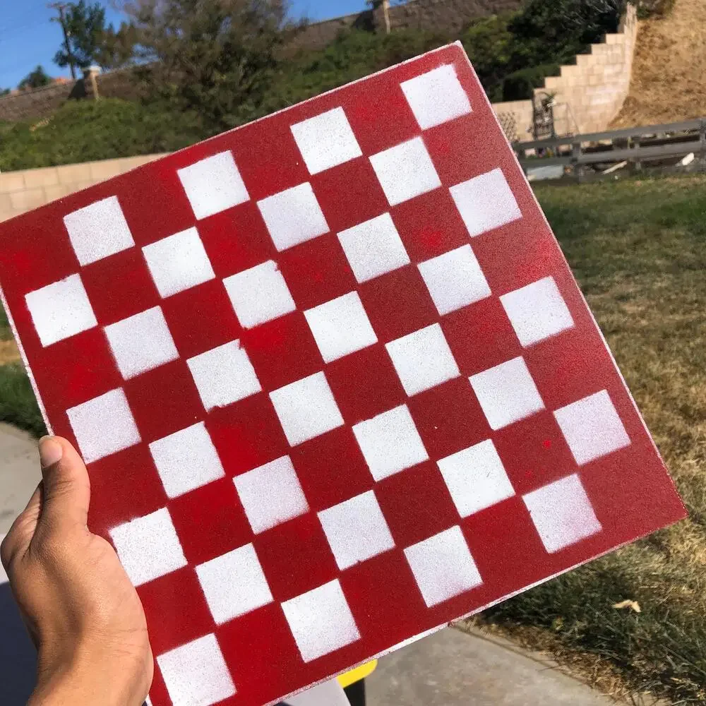 Chess Set - Sunset Red - Picture 9 of 9